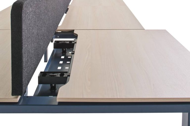 IC workstation